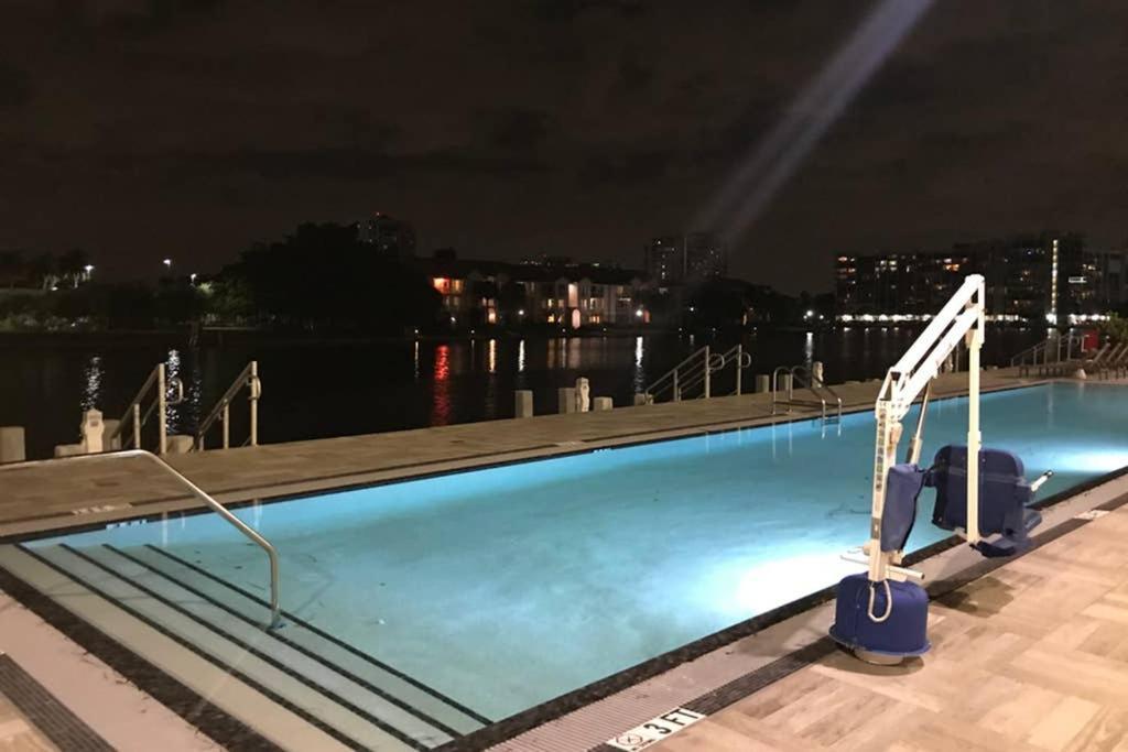Hollywood Beach Luxury Condo-Hbh Buitenkant foto